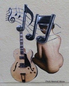 Parisian street art (unknown artist)