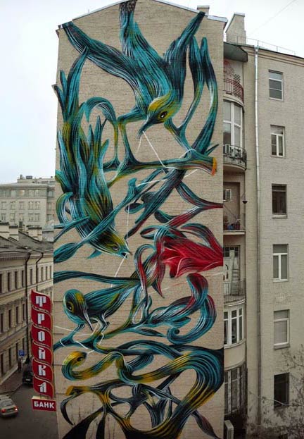 Street art in Moscow, Russia by Pantonio