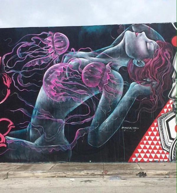 Street Art Roundup: Amanda Lynn street art in Wynwood, Miami, USA